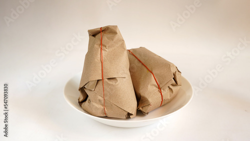 Tableau sur toile nasi bungkus is like takeaway food eaten when there is a meeting, crowd, trip, b