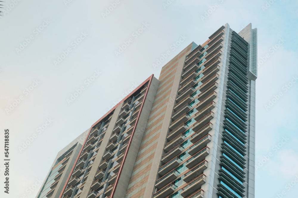 Fototapeta premium modern office building