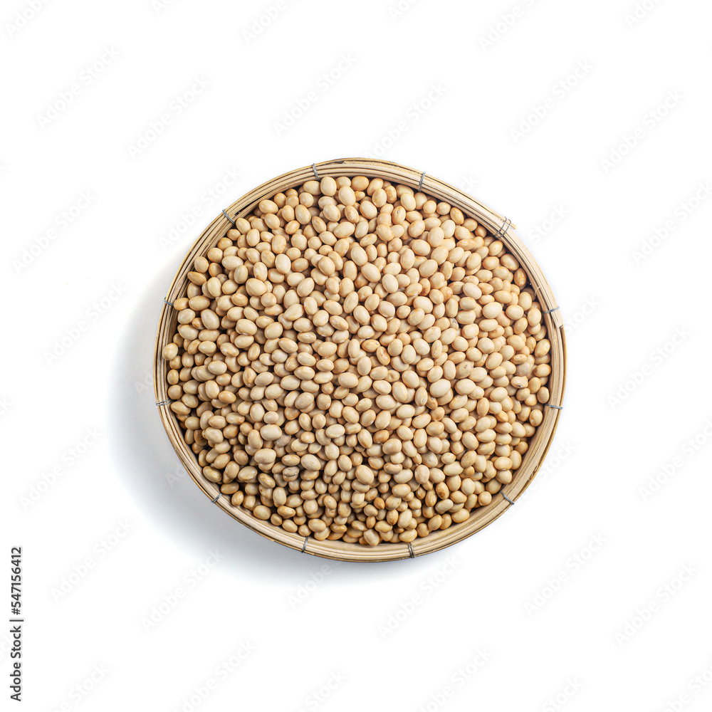 Himalayan Navy Beans (Pearl haricot beans, White Rajma). Haricot Beans in threshing basket Himalayan Navy Beans (Pearl haricot beans, White Rajma). Haricot Beans in threshing basket