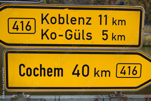 Wegweiser nach Koblenz und Cochem