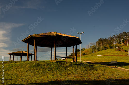 Bandstand overlooking the hill of São Pedro, São Paulo © Hannytta
