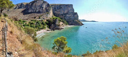 Gaeta - Foto panoramica della Spiaggia delle Bambole dal sentiero