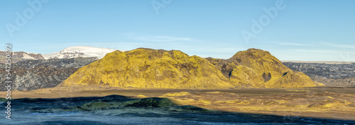 Islands imposante Naturlandschaften verschaffen dem Besucher dieser Insel zu einem tollen Erlebnis