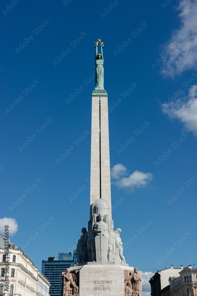 Fototapeta premium The Freedom Monument in Riga, Latvia