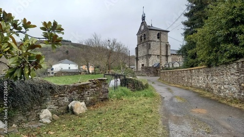 Iglesia de Doncos en As Nogais, Galicia