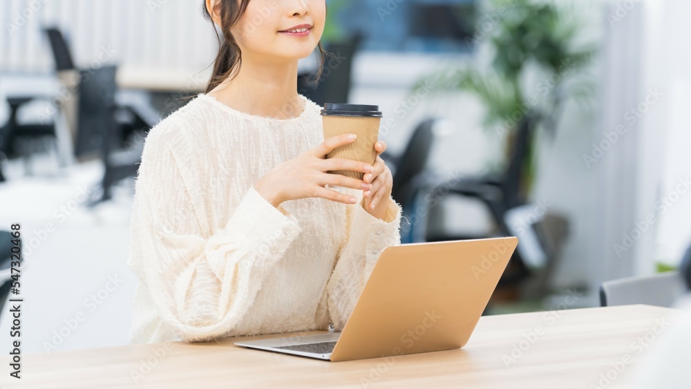 若い日本人女性 若い日本人女性