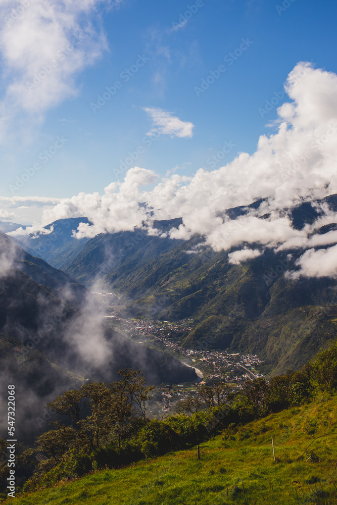 Fototapeta premium Landscape in Baños Ecuador