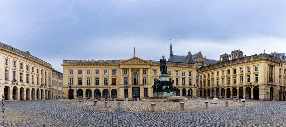 panorama view of the Place Royal Square in downtown Reims with the statue of Louis XV in Roman garb