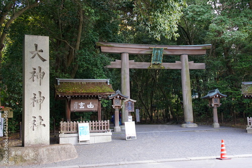 大神神社　二の鳥居