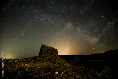 Obraz na płótnie nuraghe w salonie