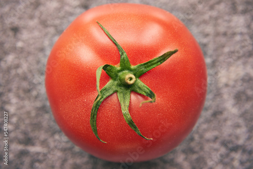 pomidor w przybliżeniu 