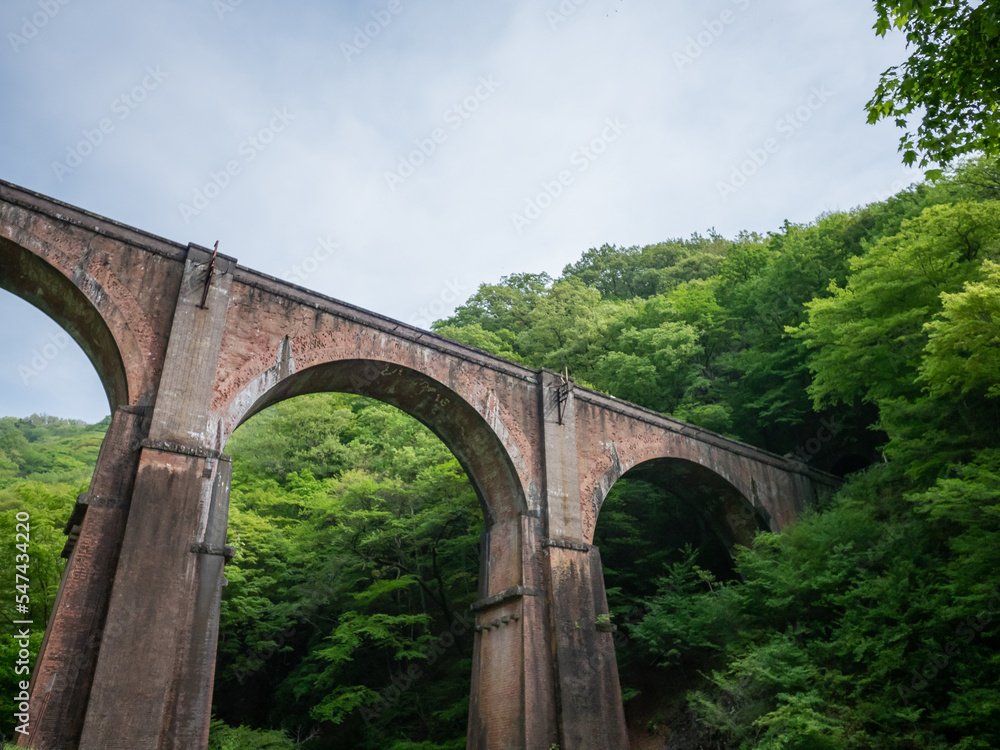 レンガ造りのアーチ橋 レンガ造りのアーチ橋