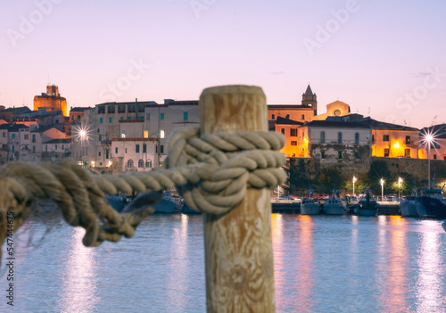 Termoli, Molise: Il borgo antico al crepuscolo 