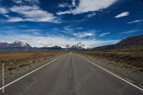 route of entry to El Chalten, Argentina. © Justolas
