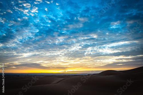 sunrise over sand dunes of erg chebbi, merzouga, morocco, desert, north africa, sahara © Andrea Aigner