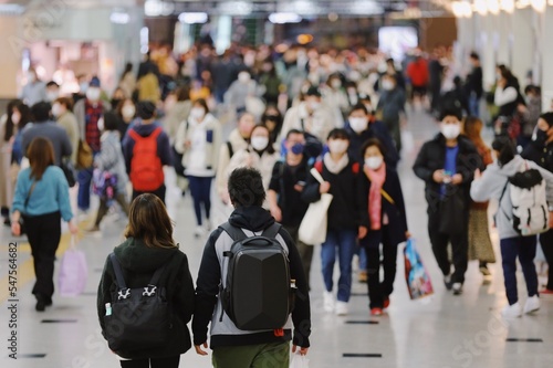 Photography Crowd of people walking to work in Osaka, JAPAN (大阪の雑踏)