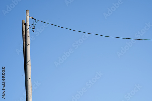 電柱　電線