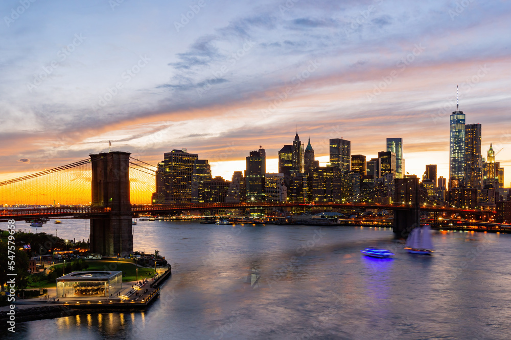 Sunset afterglow of the Brooklyn Bridge and New York City skyline