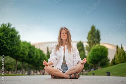 Girl practice yoga meditation outdoor in park Free Download Girl practice yoga meditation outdoor in park - GFXLoad