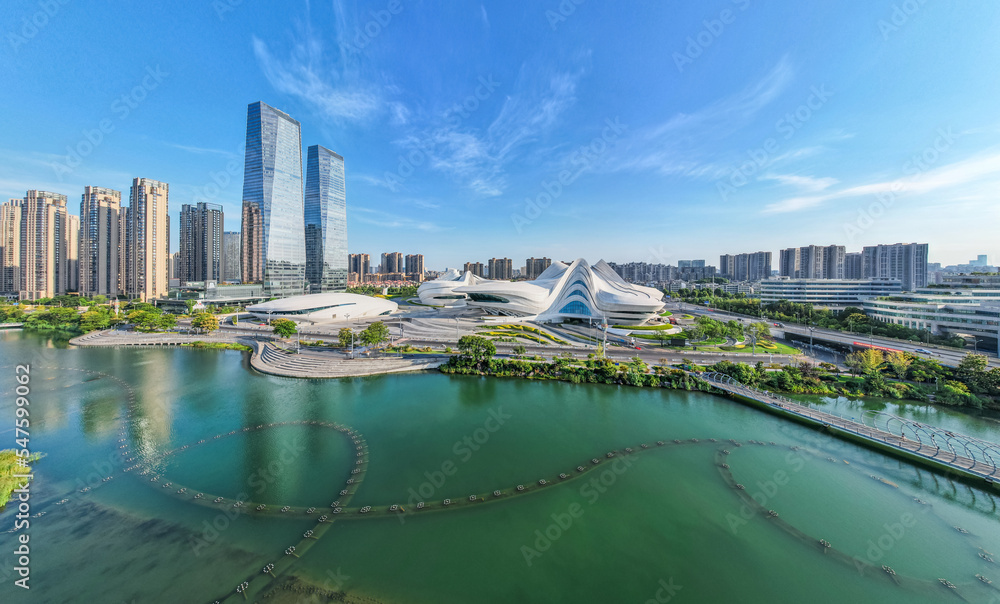 Obraz premium Scenery of Meixi Lake Park in Changsha, Hunan Province, China