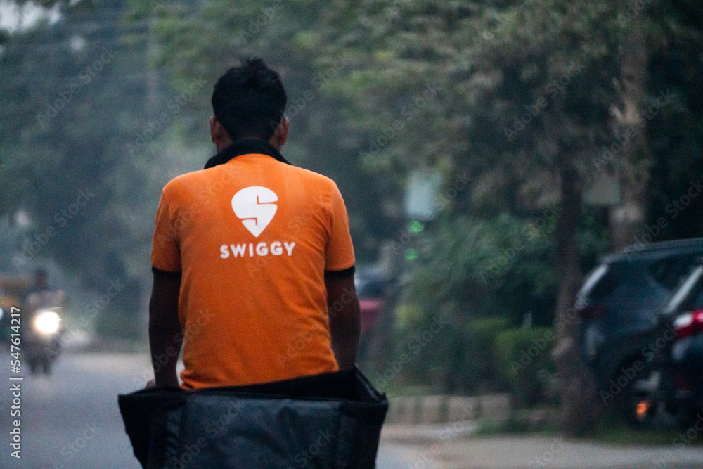 Swiggy cycle top