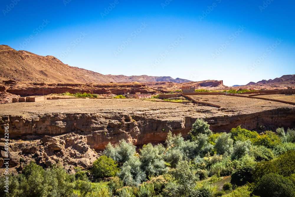 rock plateau, canyon, valley of roses, morocco, oasis, river, m'goun, high atlas mountains, north africa,