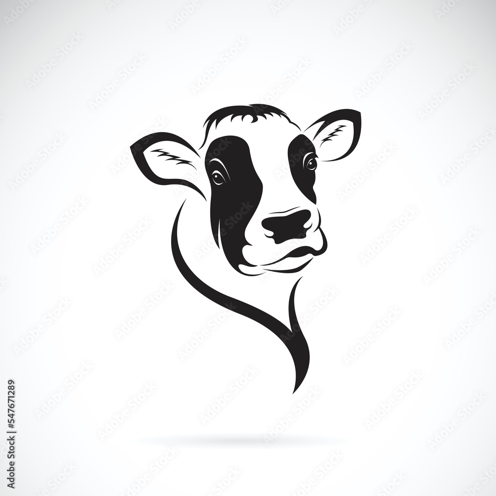 Vector of cow head design on white background. Farm Animals. Easy editable layered vector illustration.