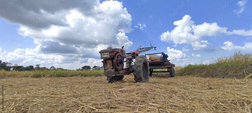 Obraz premium farmer with a tractor
