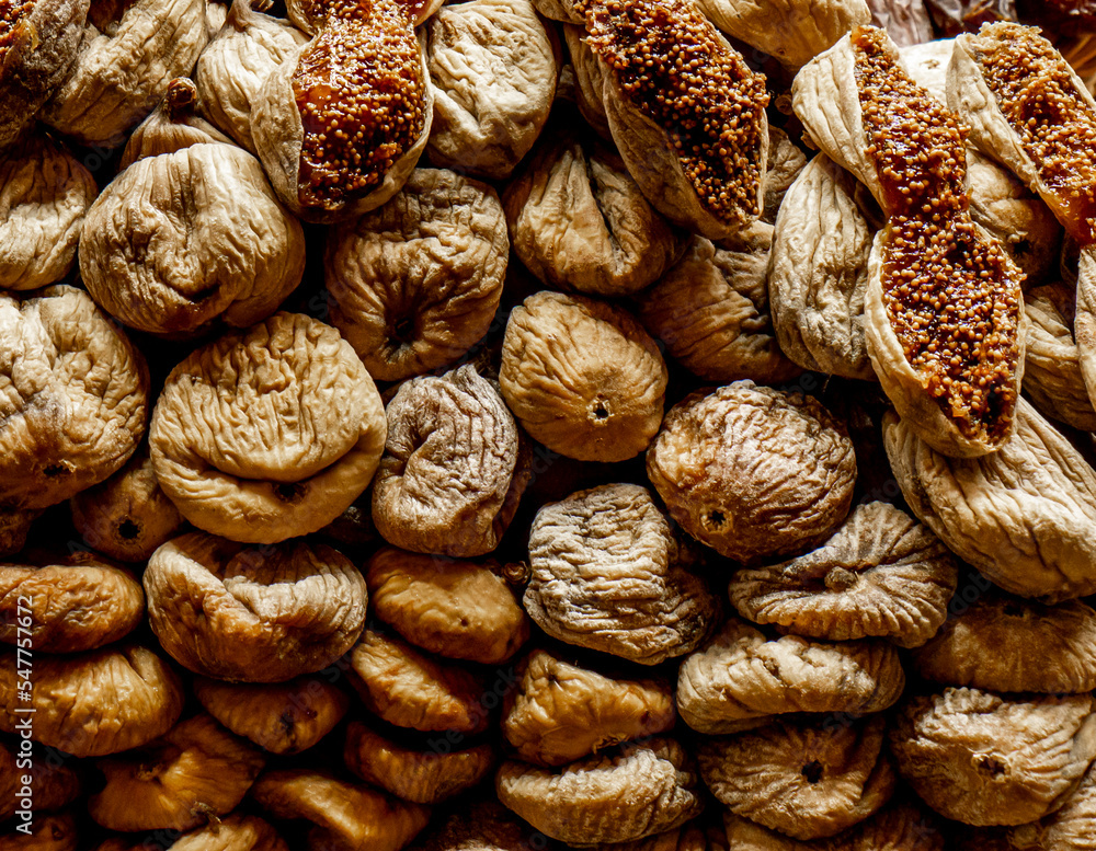 Dried figs on the market