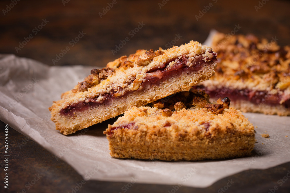 Grated cake with jam with walnut flour