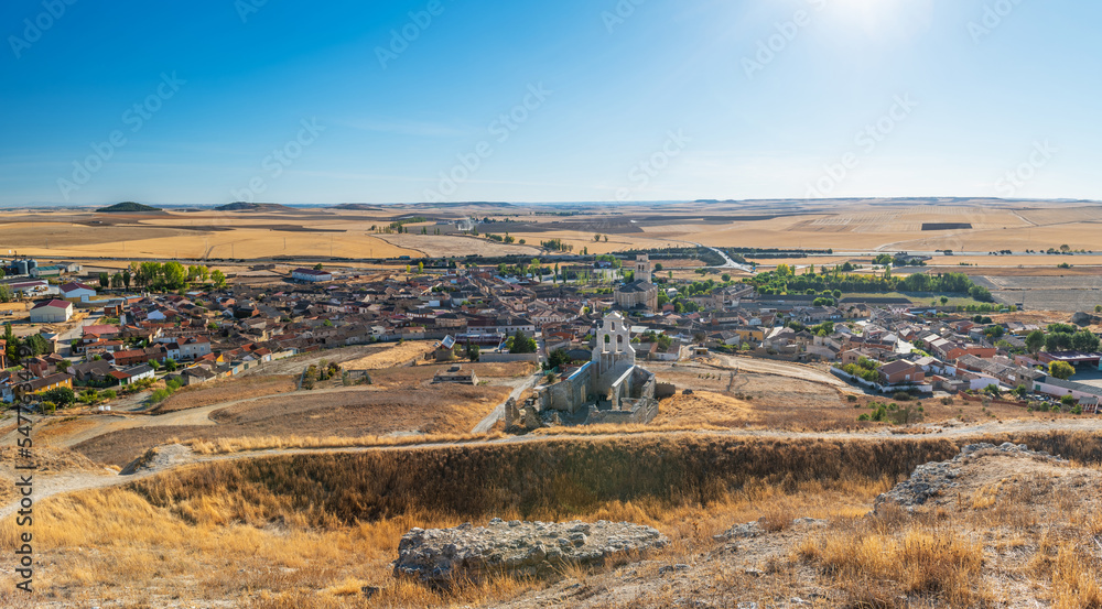 Panorama view of the small village of Mota del Marqués in Valladolid province, as seen from the ruins of its castle.
