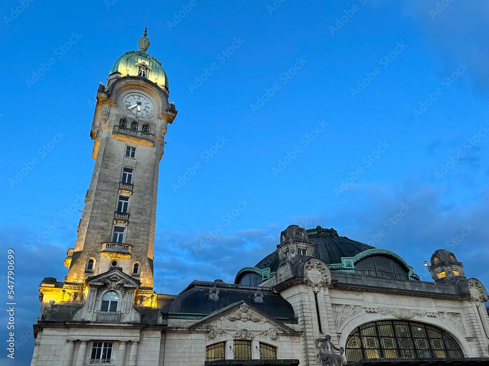 Gare de Limoges, le soir