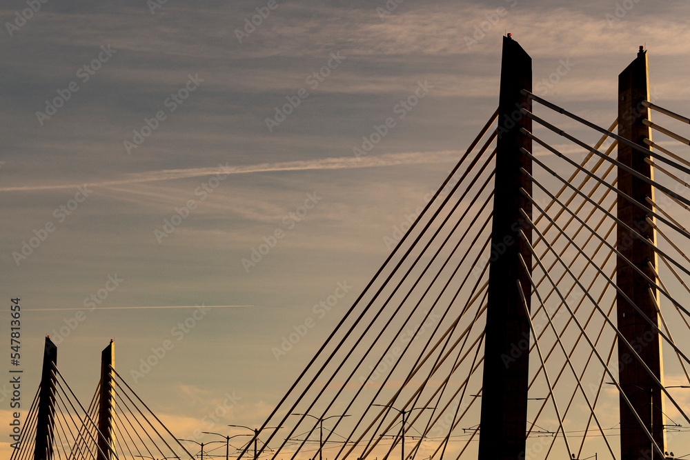 Fototapeta premium Top of Tilikum Bridge in Portland, Oregon in the morning 