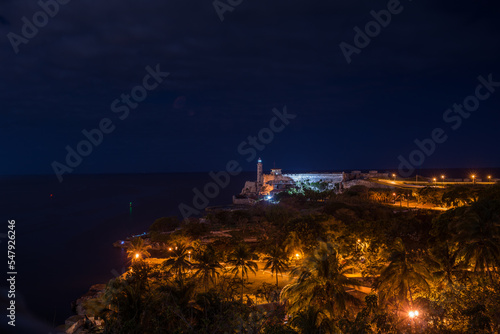 Castillo de los Tres Reyes del Morro in Havanna bei nacht