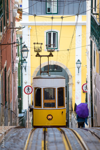 Tram in Lissabon