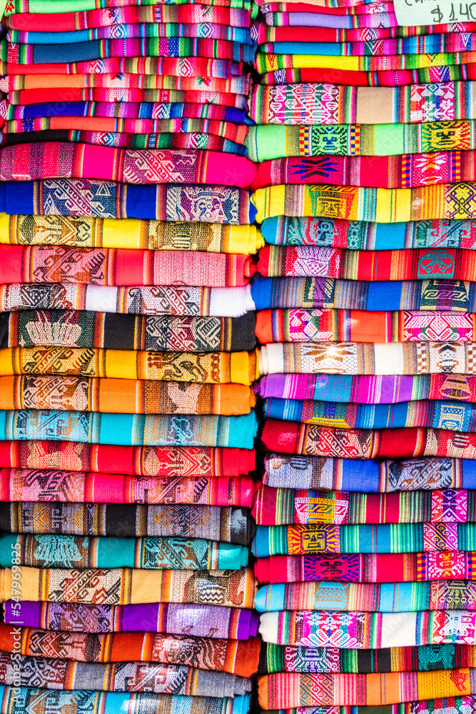 peruvian handcrafts made of alpaca wool
