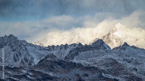 Obraz na płótnie hiking in dolomiti di brenta in the beginning of winter