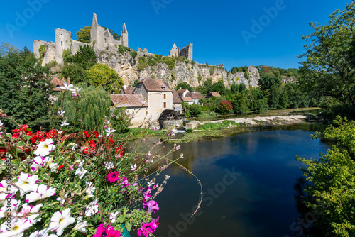 Vue générale de Angles sur l'Anglin