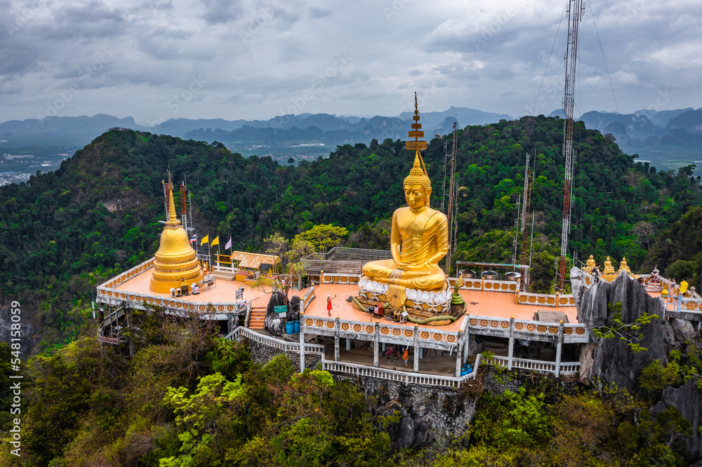 Naklejka premium Aerial view of Wat Tham Suea or Tiger Cave Temple in Krabi, Thailand