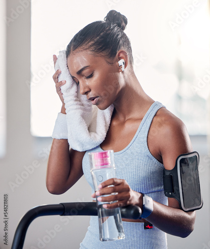 Принти на полотні Tired, sweating and towel, woman and water bottle, challenge or training fatigue, body struggle and gym exercise