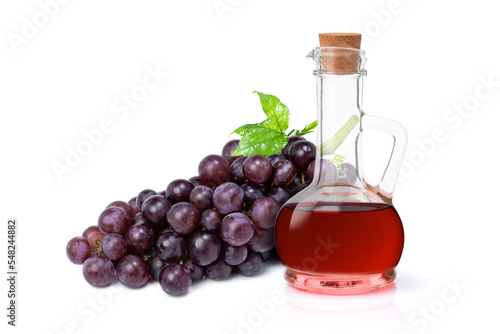 bottle of wine and grapes