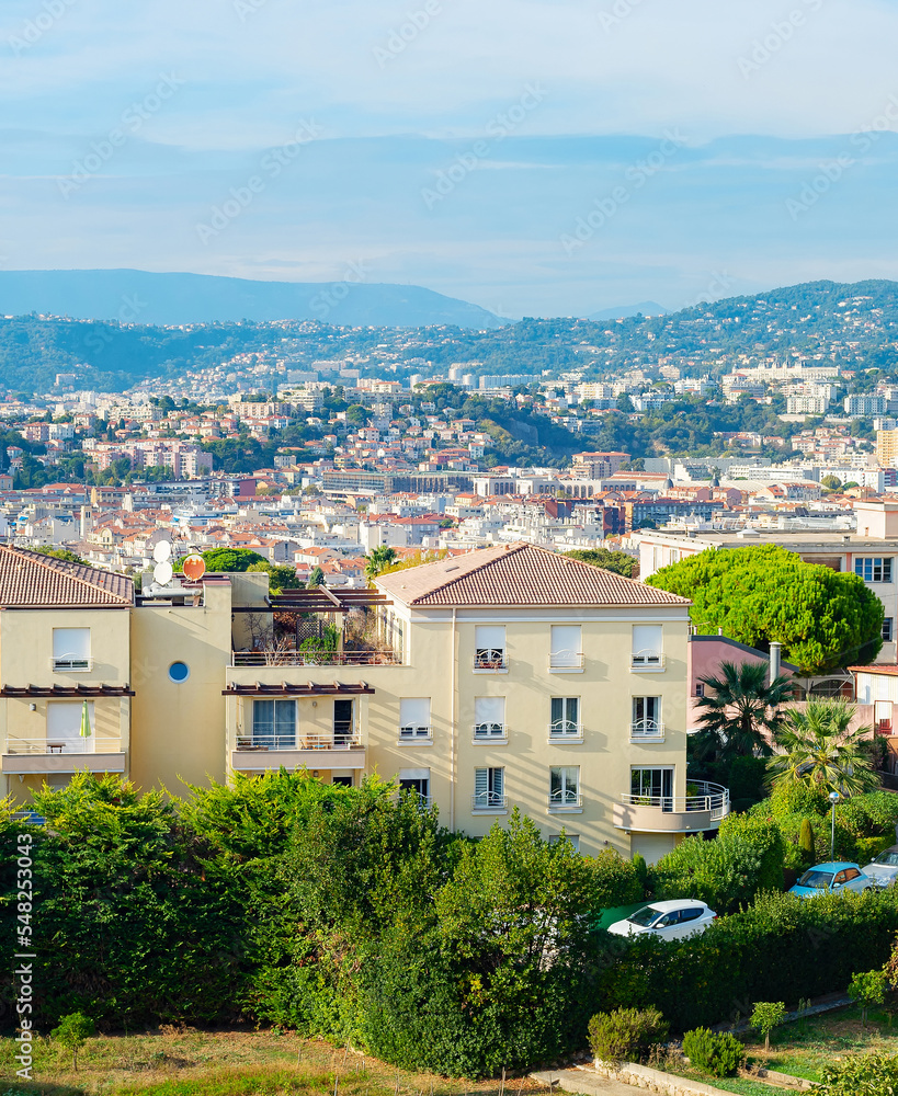 Obraz premium Nice panorama cityscape mountains France