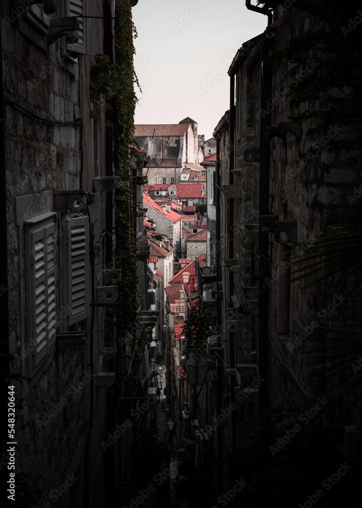 Fototapeta premium Dubrovnik old town narrow street. Summer morning.