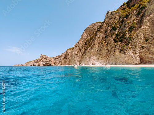 Palaiokastritsa, Comune a Corfù in Grecia. Acqua azzurra cristallina e verde smeraldo in un paradiso terrestre europeo. © Riccardo.M.Esposito