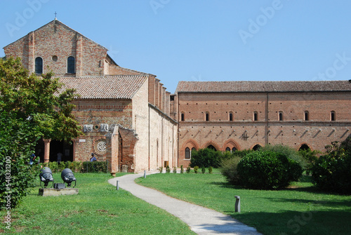 L'Abbazia di Pomposa a Codigoro in provincia di Ferrara, Emilia Romagna, Italia. photo