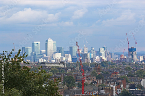   London skyline from Parliament Hill © Jenny Thompson