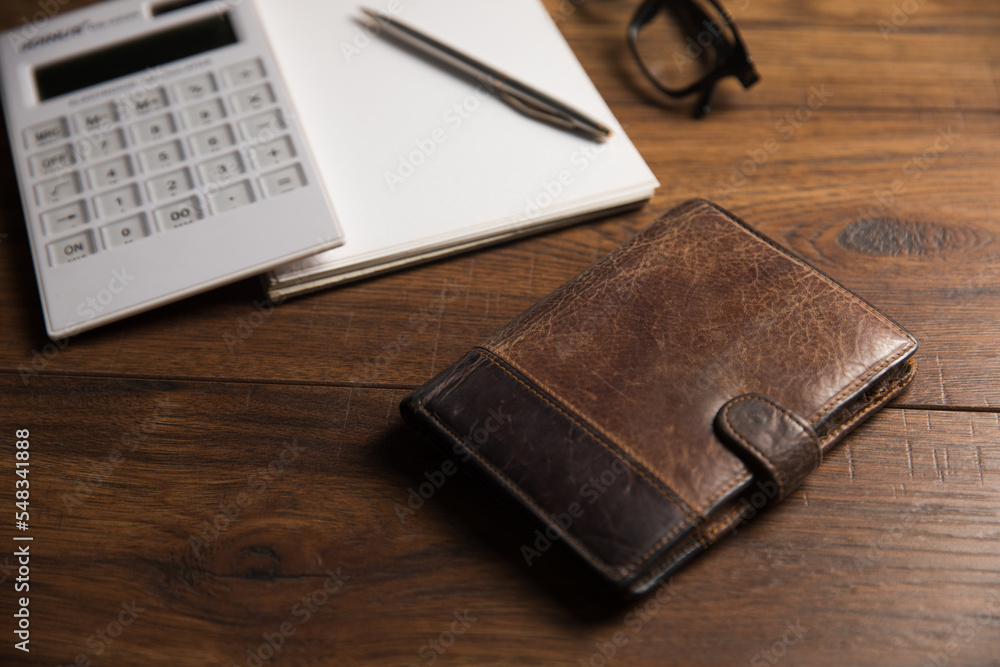 Leather wallet, notepad and calculator Leather wallet, notepad and calculator
