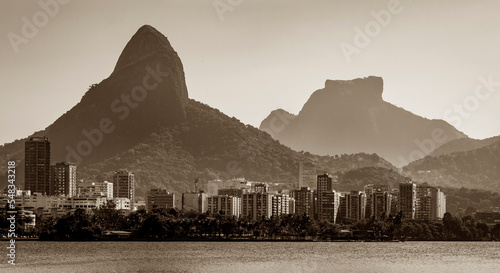 Rio Antigo visto da Lagoa Rodrigo de Freitas