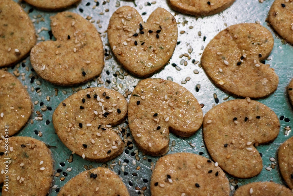 Galletitas saladas con harina de garbanzo y semillas Galletitas saladas con harina de garbanzo y semillas