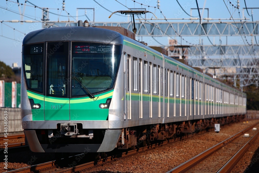 通勤電車 東京メトロ千代田線16000系